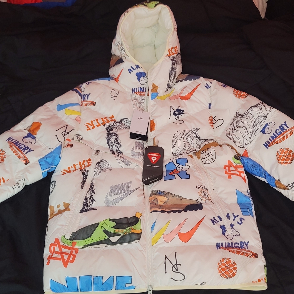 Nike White Multicolor Graphic Jacket